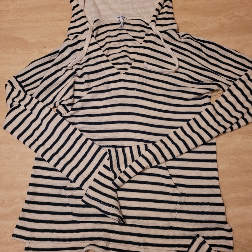 Splendid hoodied top